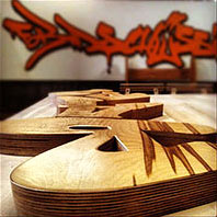Graffitikunst in Holz