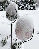 Deko-Kugeln aus Glas - frostsicher auch im Winter